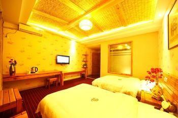 Mount Emei Lotus Hotel Pao-kuo-ssu Екстериор снимка