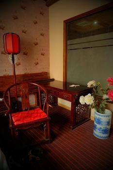 Mount Emei Lotus Hotel Pao-kuo-ssu Екстериор снимка